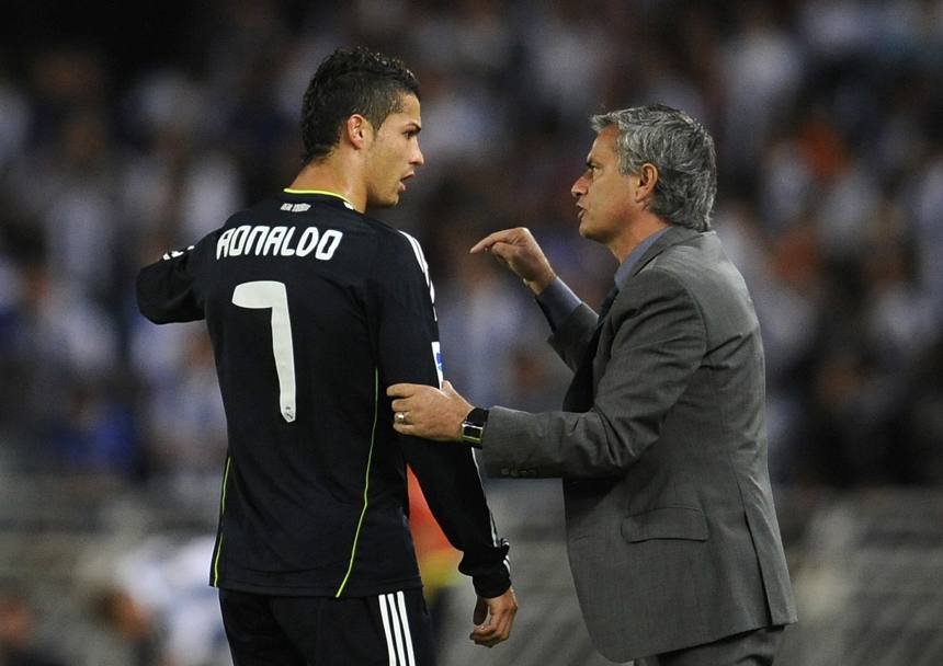 Nel 2010 Mou arriva al Real: qui parla con Ronaldo. Reuters